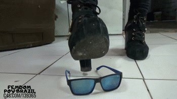 Boot Crush – Squashing Glasses – Femdom Pov Brazil